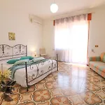 Casa Isabel A Appartement
