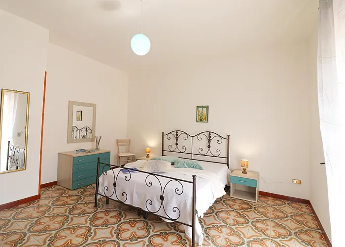 Casa Isabel A Daire *